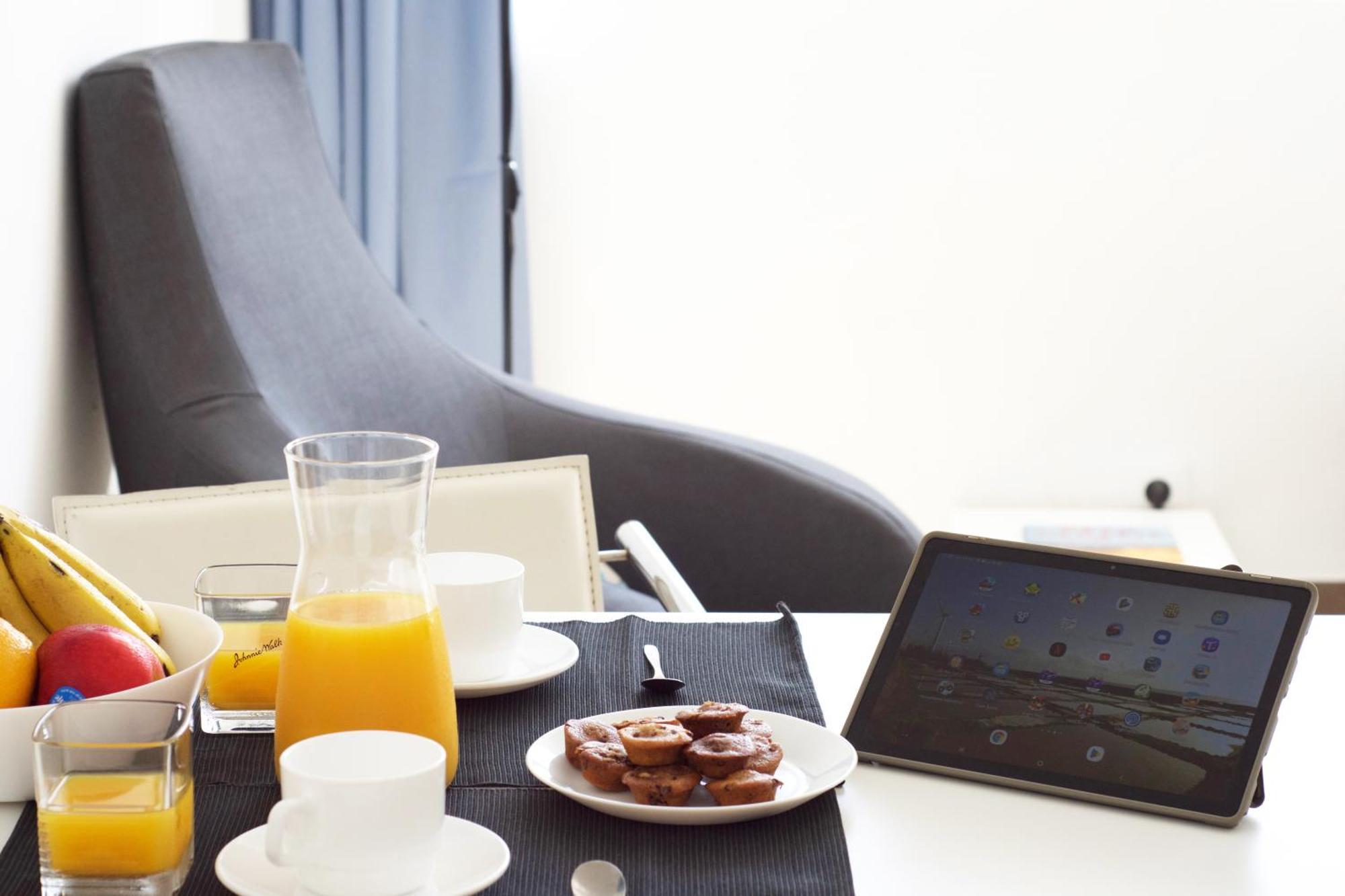 Apartamentos A 10 Minutos Del Aeropuerto Carrizal Eksteriør billede